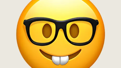 Word Chain official game page captured in a desktop browser