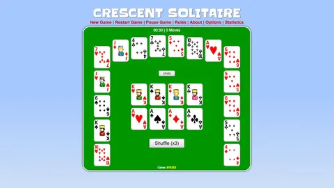 Crescent Solitaire official game page captured in a desktop browser